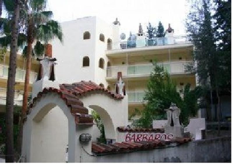 Barbaros Apart Hotel ทูรุนช์ ภายนอก รูปภาพ