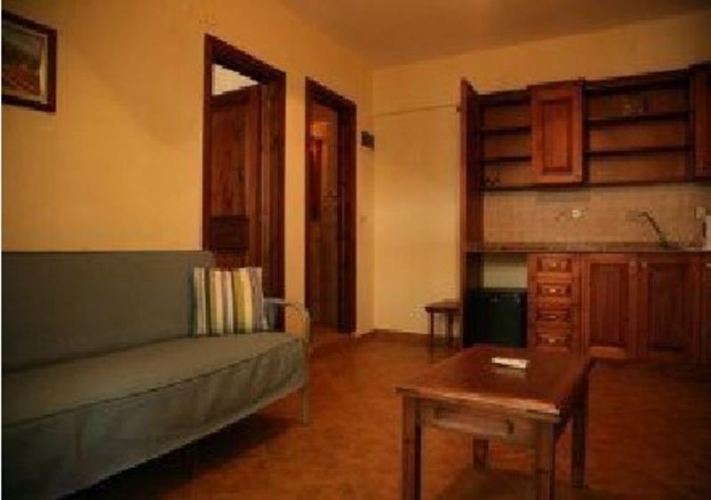 Barbaros Apart Hotel ทูรุนช์ ภายนอก รูปภาพ