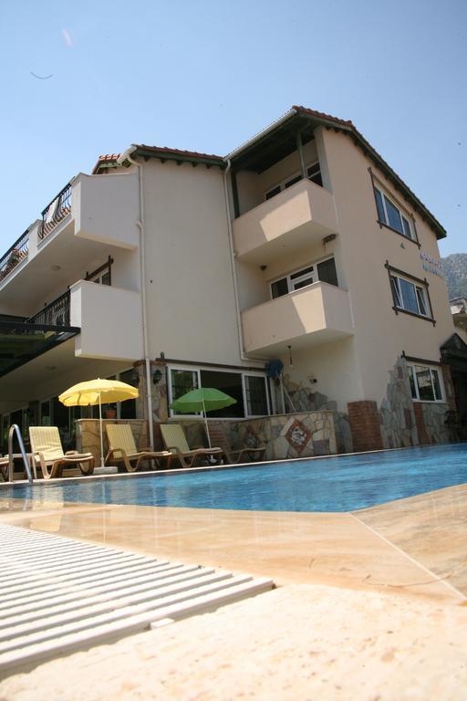 Barbaros Apart Hotel ทูรุนช์ ภายนอก รูปภาพ